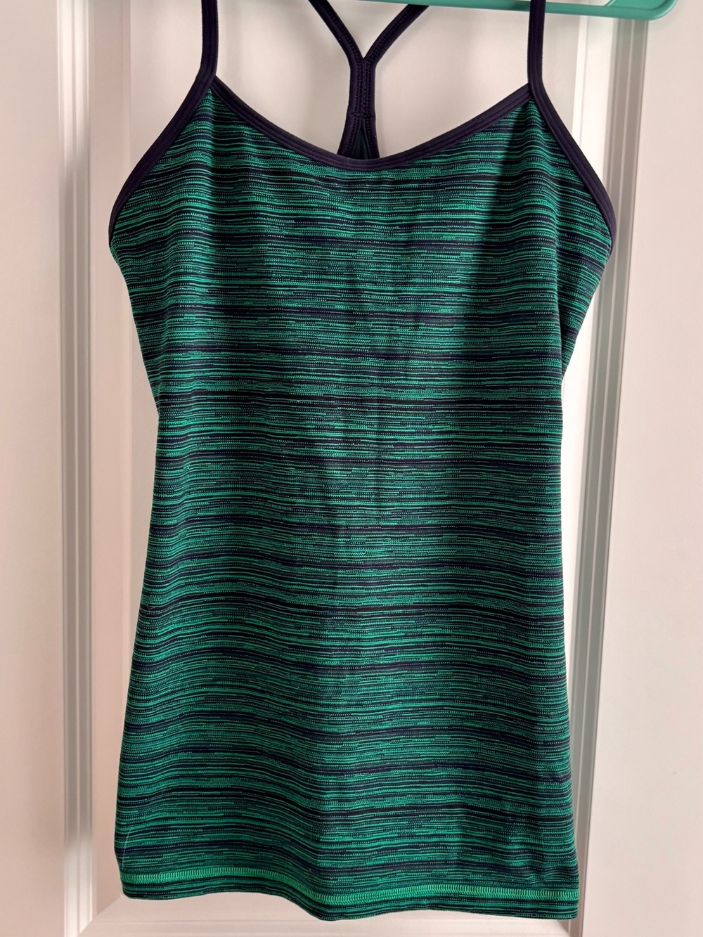 lululemon athletica -green and navy blue- 🍃Striped Racerback Camisole 💙💚